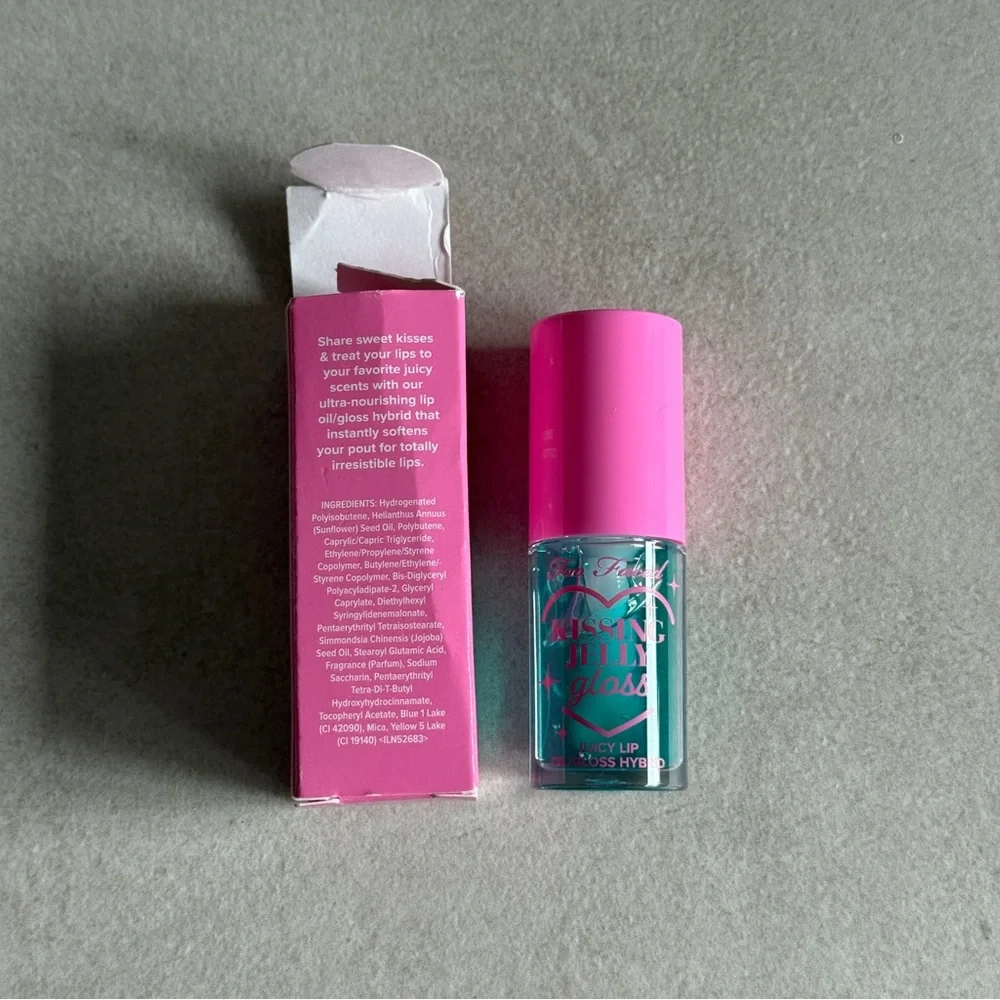 Too Faced Kissing Jelly Gloss Sweet Cotton Candy